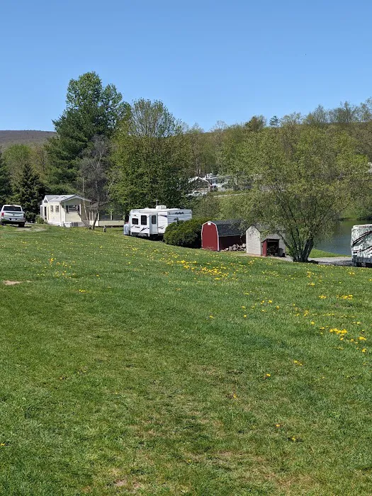 Hidden Valley Camping Resort Picture 9