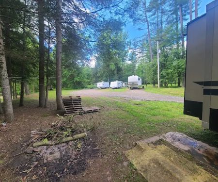 Oilmen's creekside RV sites