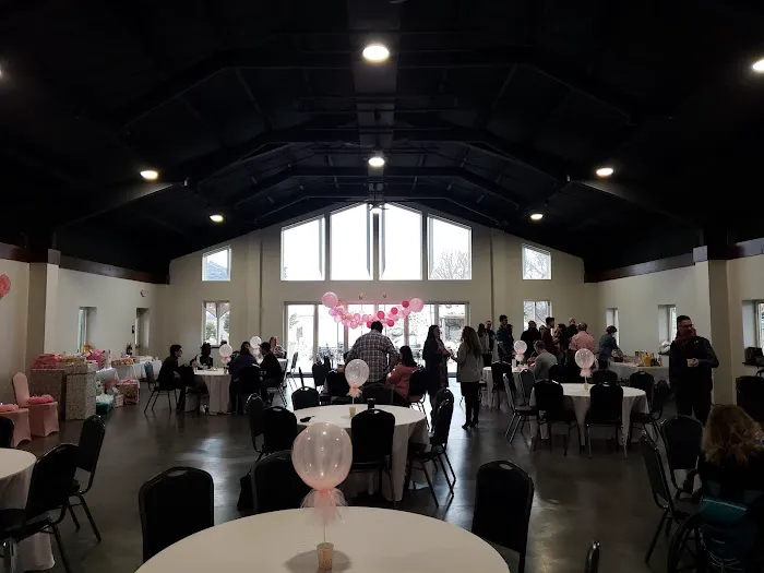 Ben Franklin RV Park Picture 8