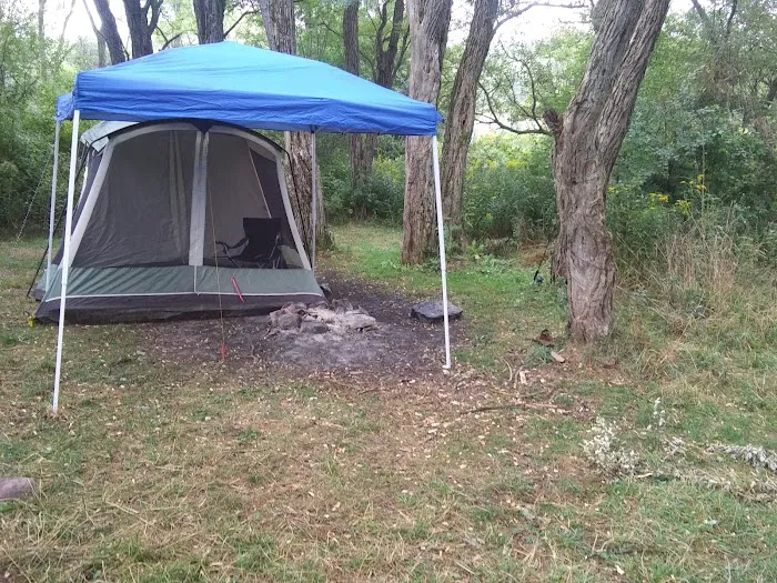 Foster pond camping area Picture 5
