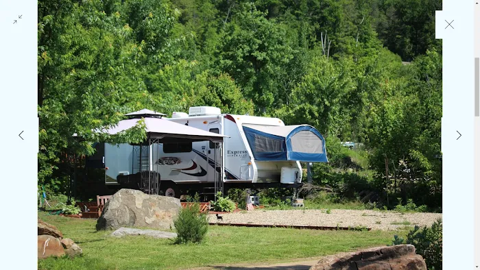 Village Green Family Campground Picture 6