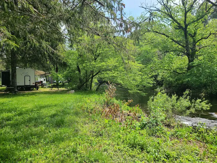 Peppertree Campground Picture 5