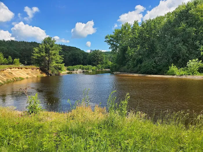 Ashuelot River Campground Picture 3