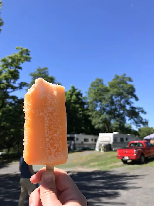 Green Valley Campground-Grocery Picture 1