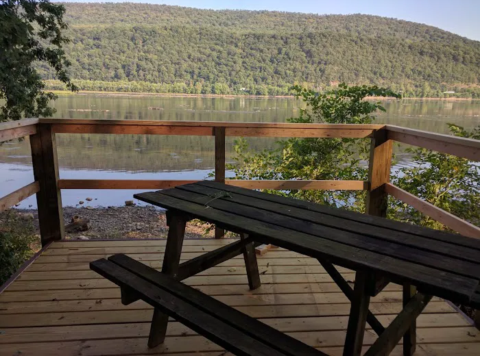 Riverfront Campground Picture 2