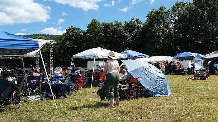 Sunsational Family Campground Picture 7