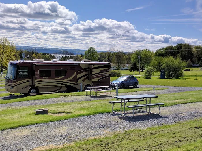 Sned-Acres Family Campground Picture 3