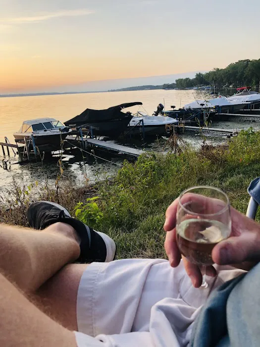 Twin Oaks Campgrounds and Marina Picture 1