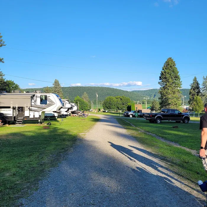 Hickory Hill Camping Resort Picture 7