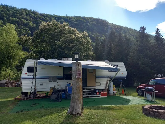 Bit of Heaven Campground Picture 3