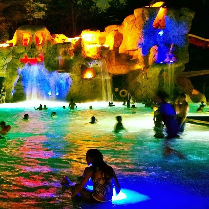 Moose Hillock Camping Resorts - NY Picture 8