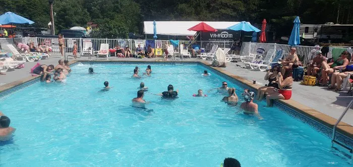 Lake George Campground - Warrensburg Travel Park Picture 7