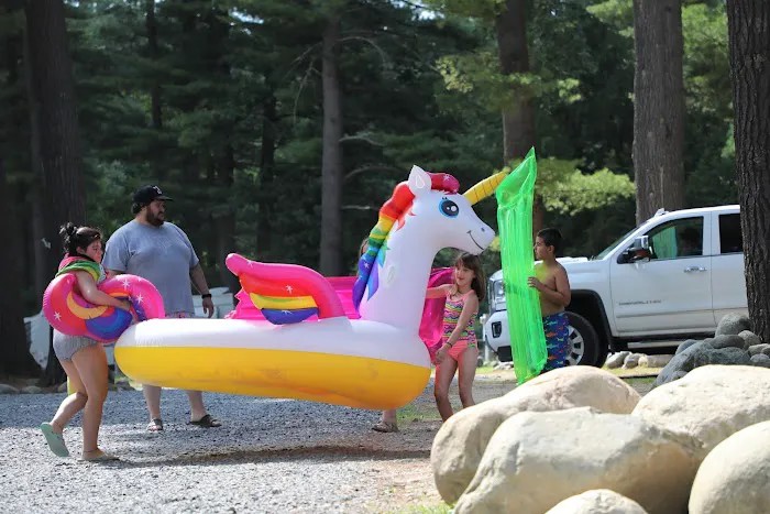 Lake George Riverview Campground Picture 8