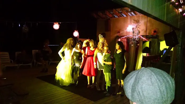 Joe's Hideaway Llc Picture 3