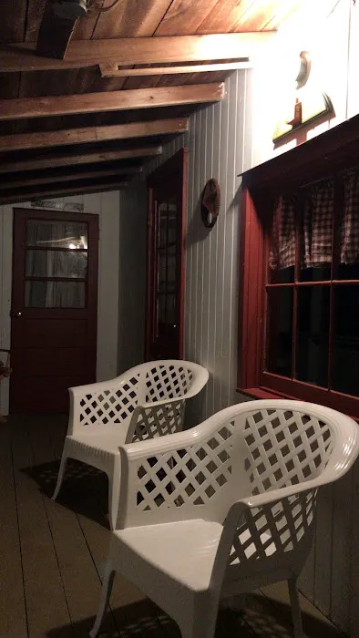 Beach Pond Cabins Picture 2