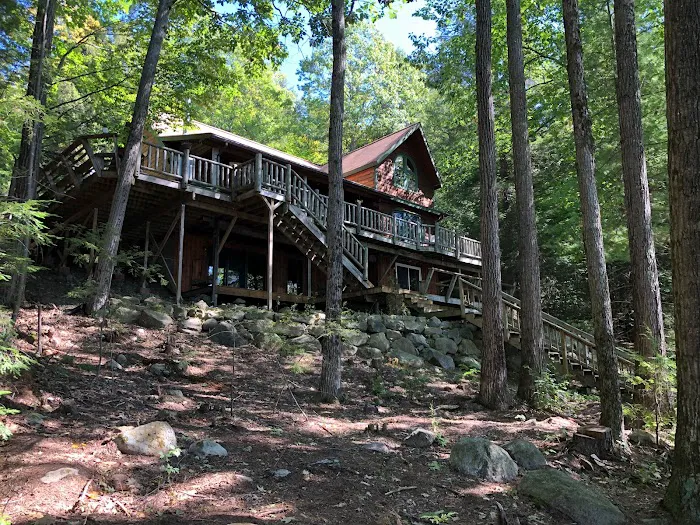 Daggett Lake Cabins & Campsites Picture 9