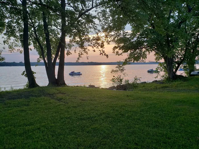 Sunset Park Campground Picture 7