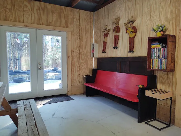 Aurora B's Family Campground Picture 5