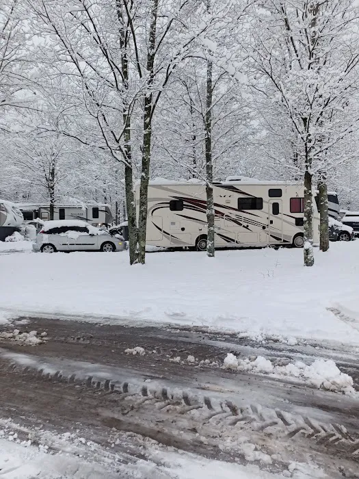 J & J Campgrounds Picture 2