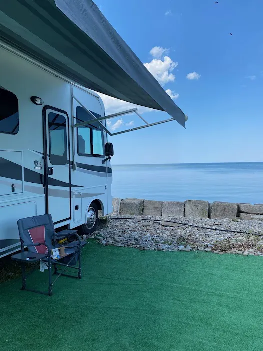 Dowie Dale Campground Picture 2