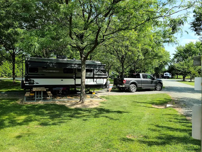 Bayshore Campgrounds Picture 10