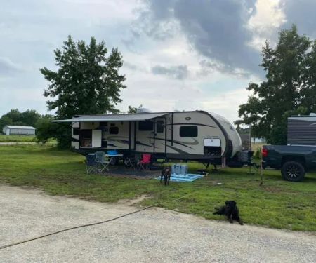 Camp Thomas by the Lake
