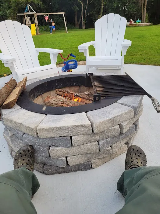 Camp Thomas by the Lake Picture 4