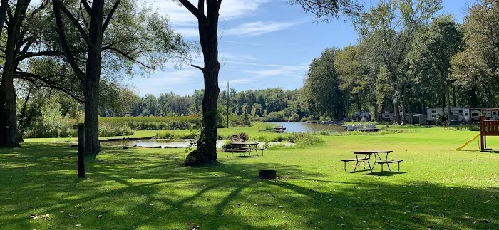 Rivers Crossing Campground & Marina Picture 9