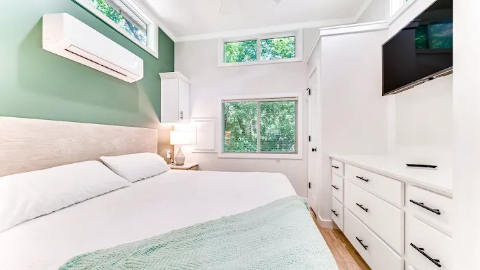 Junius Ponds Cabins & Campground Picture 4