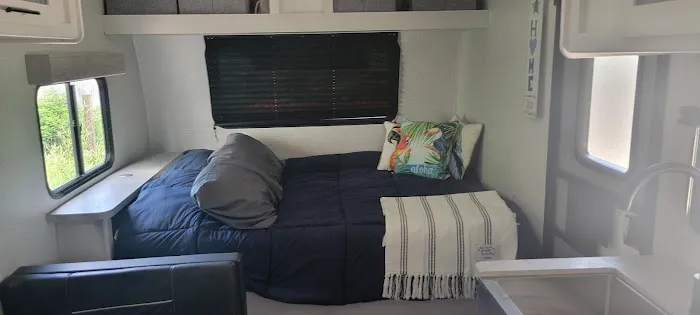 Lyons Camper Rental Picture 3