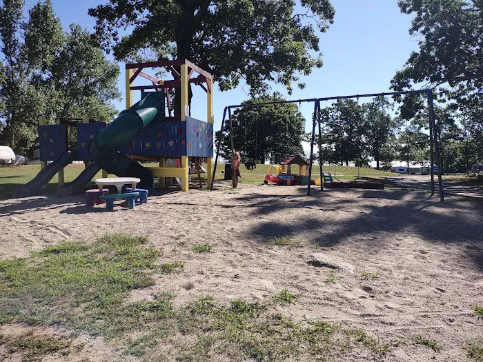 Oak Embers Campground Picture 7