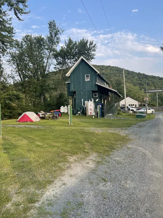 Champs RV Resort Picture 10