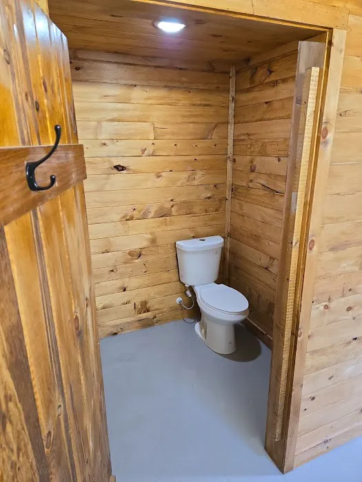 Schroon River Escape Lodging & Campground Picture 1