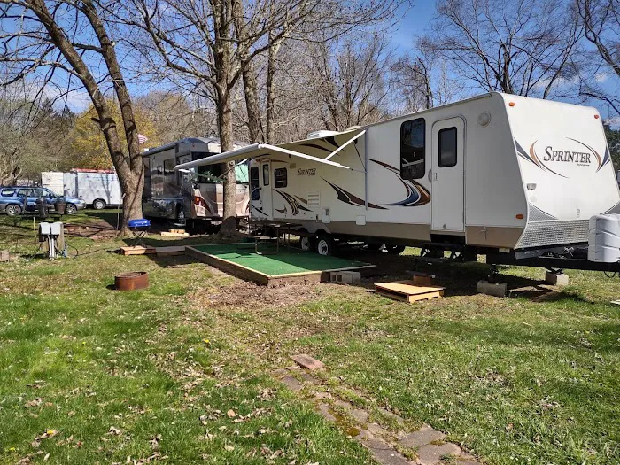 Hide - A- Way Cove Family Campground Picture 6