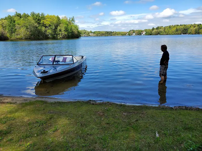 Wallis Cove Cabins Picture 10