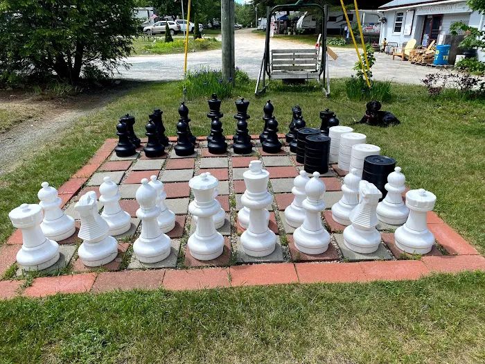 Crow's Nest Campground Picture 10