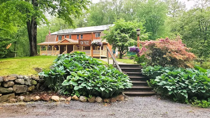 Spacious Skies Campgrounds - French Pond Picture 1