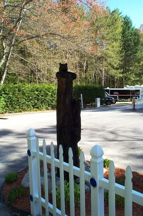 Field & Stream RV Park Picture 3