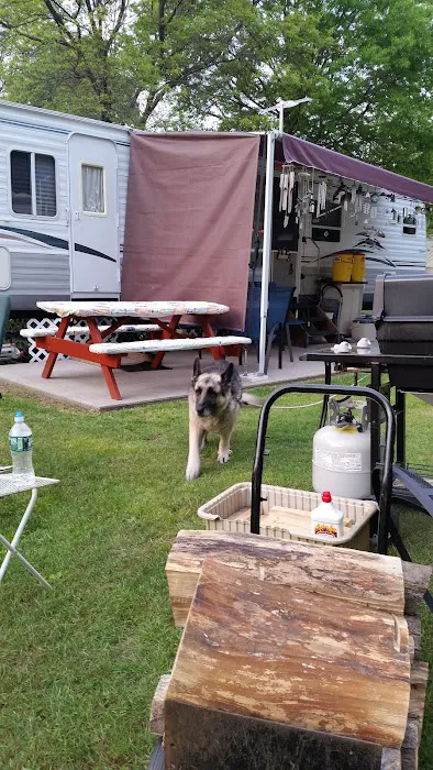 Colonial Court Campgrounds Picture 4