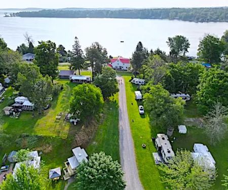 Holiday Harbor RV Park