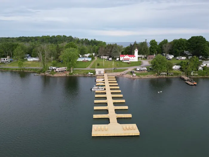 Holiday Harbor RV Park Picture 6