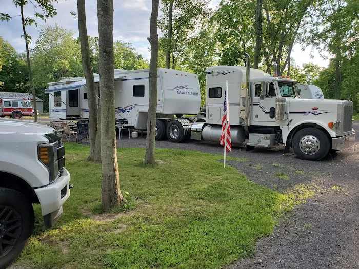 Twisted Creek Campground Picture 2
