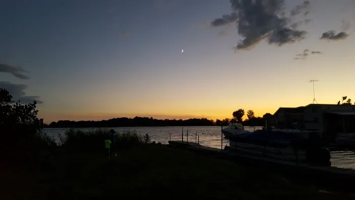 Brennans Bay Picture 3