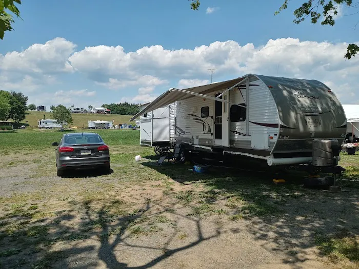 Moore's Campground Picture 4