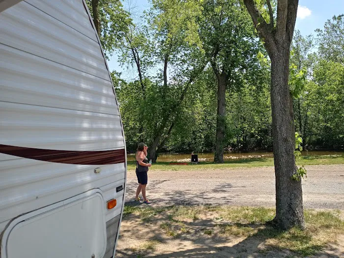 Moore's Campground Picture 3