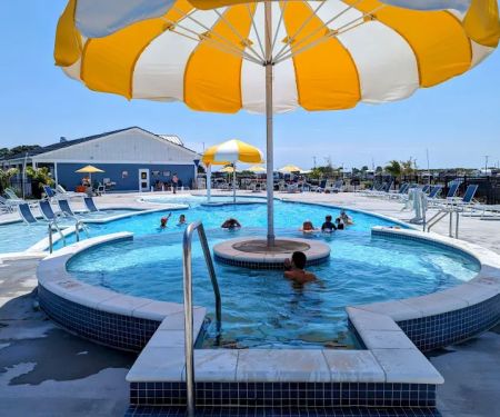 Chincoteague Bay RV Resort & Cottages