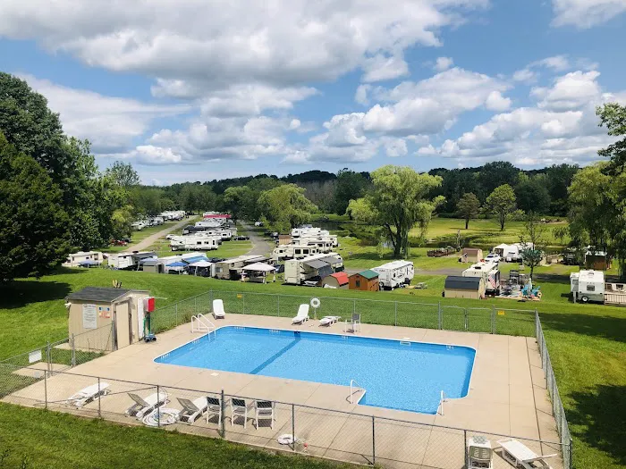 Whispering Winds Rv & Fun Center Picture 3