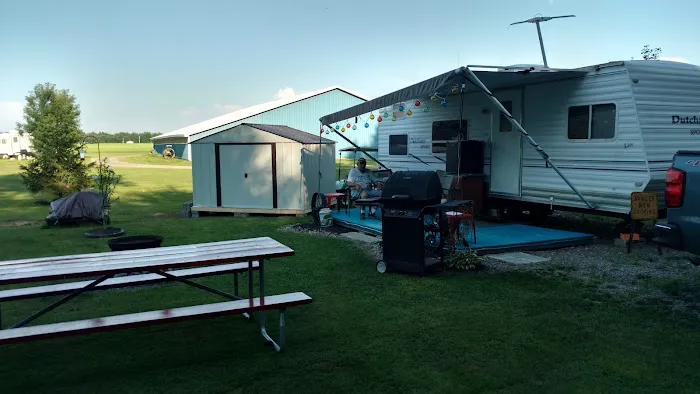 Piney Woods Campsites Picture 6