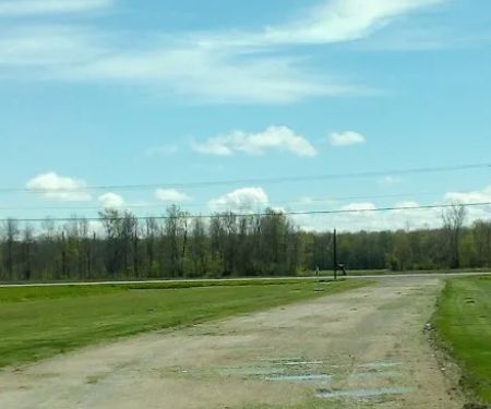 Piney Woods Campsites