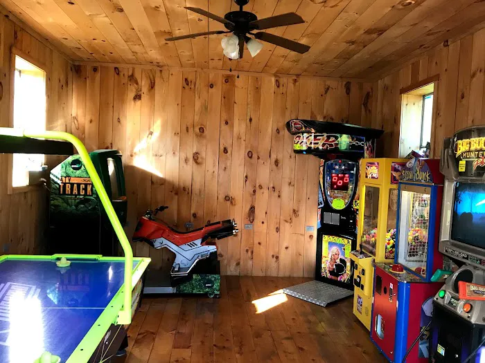 Twilight on the Erie RV Resort Picture 6